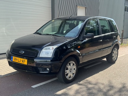 Ford Fusion 0