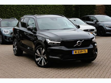 Volvo XC40 0