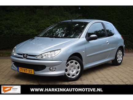 Peugeot 206 0