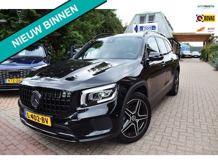 Mercedes-Benz GLB 0