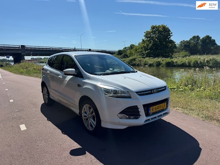 Ford Kuga 0