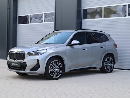 BMW iX1 0