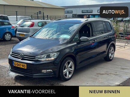 Volkswagen Touran 0