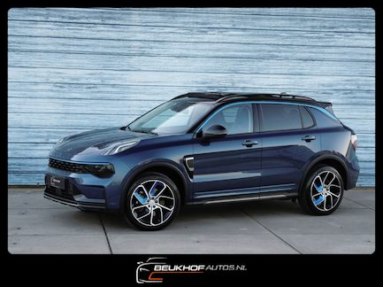 Lynk & Co 01 0