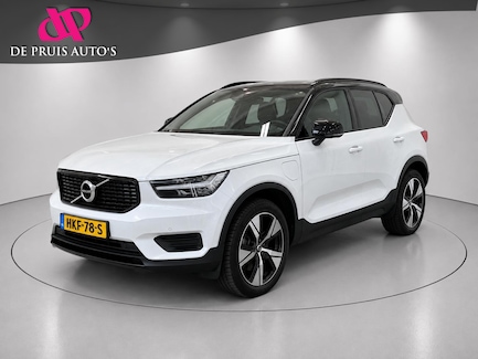 Volvo XC40 0