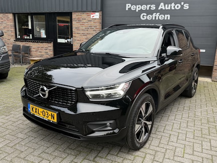 Volvo XC40 0