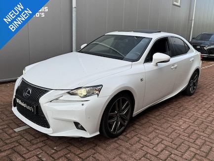 Lexus IS 0