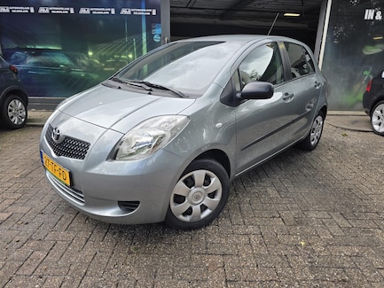 Toyota Yaris 0