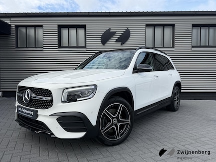 Mercedes-Benz GLB 0