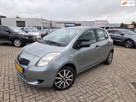 Toyota Yaris 0