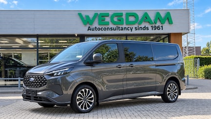 Ford Tourneo Custom 0