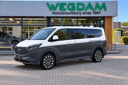 Ford Tourneo Custom 0