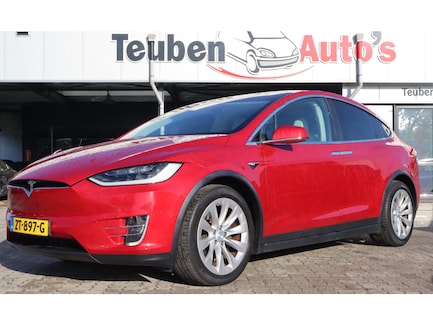 Tesla Model X 0