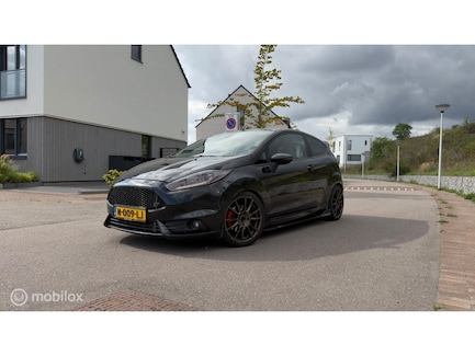 Ford Fiesta 0