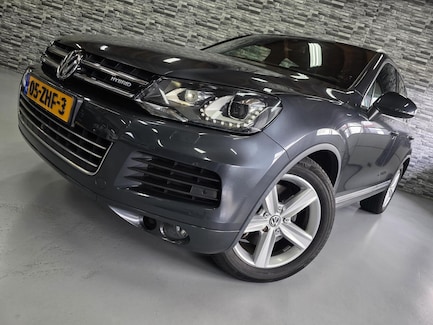 Volkswagen Touareg 0