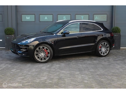Porsche Macan 0