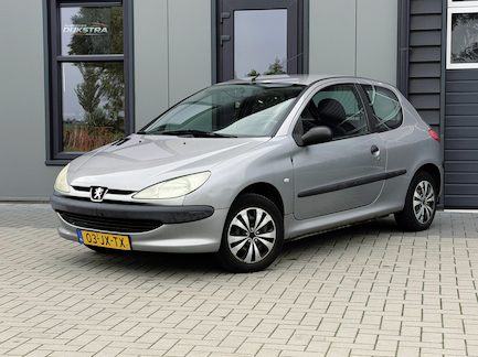 Peugeot 206 0
