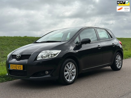 Toyota Auris 0