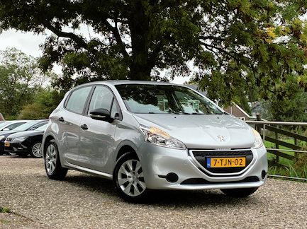 Peugeot 208 0