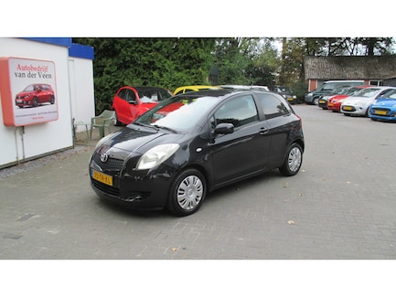 Toyota Yaris 0