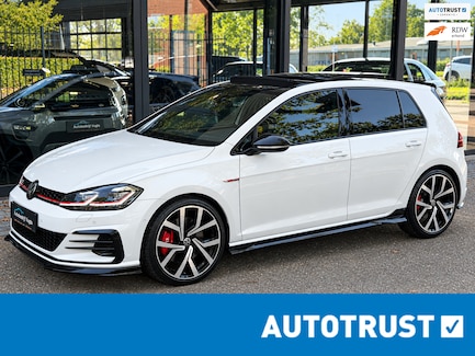 Volkswagen Golf 0