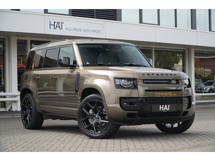 Land Rover Defender 0