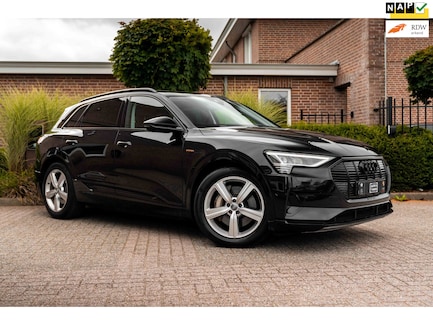 Audi E-tron 0