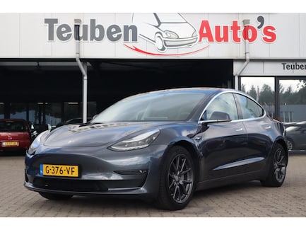 Tesla Model 3 0