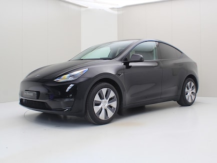 Tesla Model Y 0