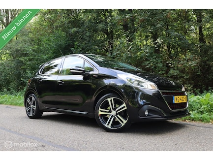 Peugeot 208 0
