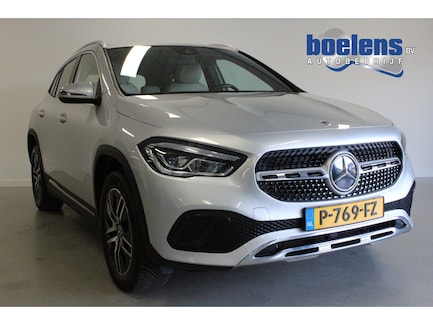 Mercedes-Benz GLA 0