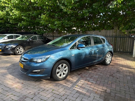 Opel Astra 0