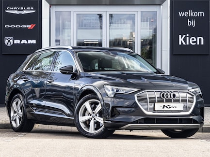 Audi E-tron 0