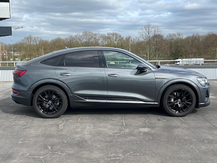 Audi e-tron Sportback 0