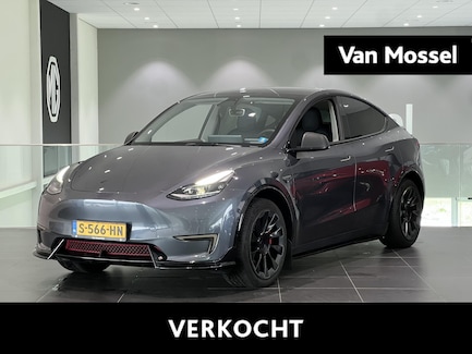 Tesla Model Y 0