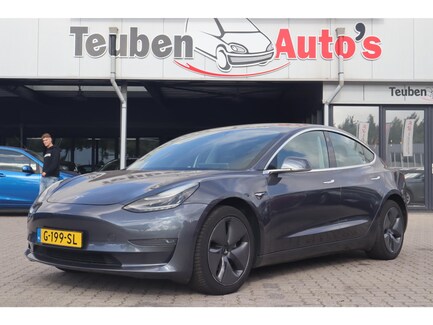 Tesla Model 3 0