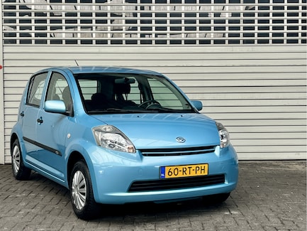 Daihatsu Sirion 0