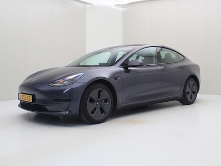Tesla Model 3 0