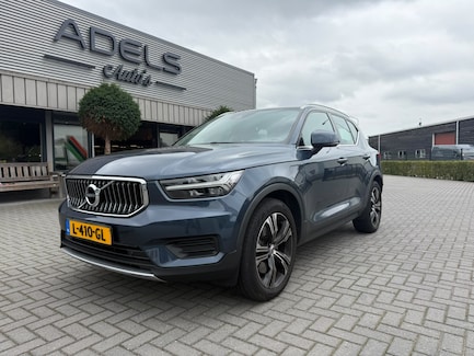 Volvo XC40 0