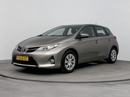 Toyota Auris 0