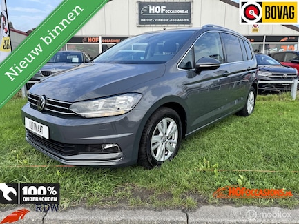 Volkswagen Touran 0