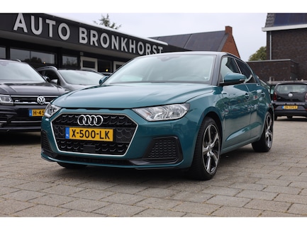 Audi A1 0
