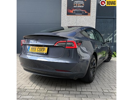 Tesla Model 3 0