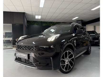 Lynk & Co 01 0