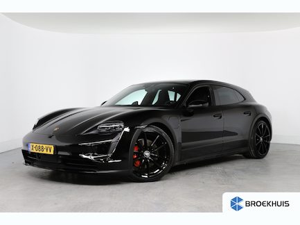 Porsche Taycan Cross Turismo 0