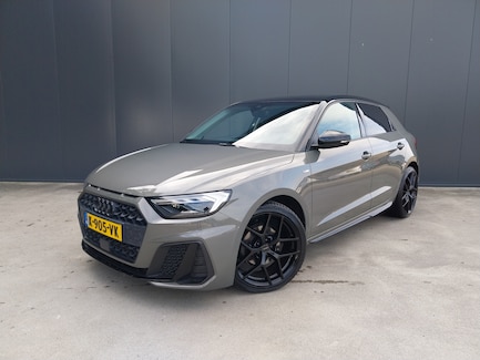 Audi A1 0