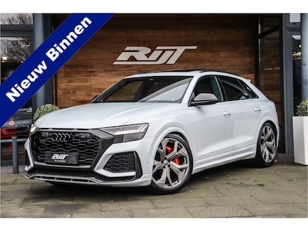 Audi RS Q8 0