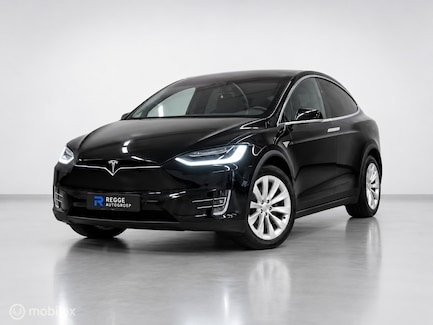 Tesla Model X 0