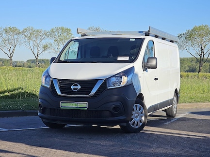 Nissan NV300 0