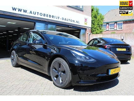 Tesla Model 3 0
